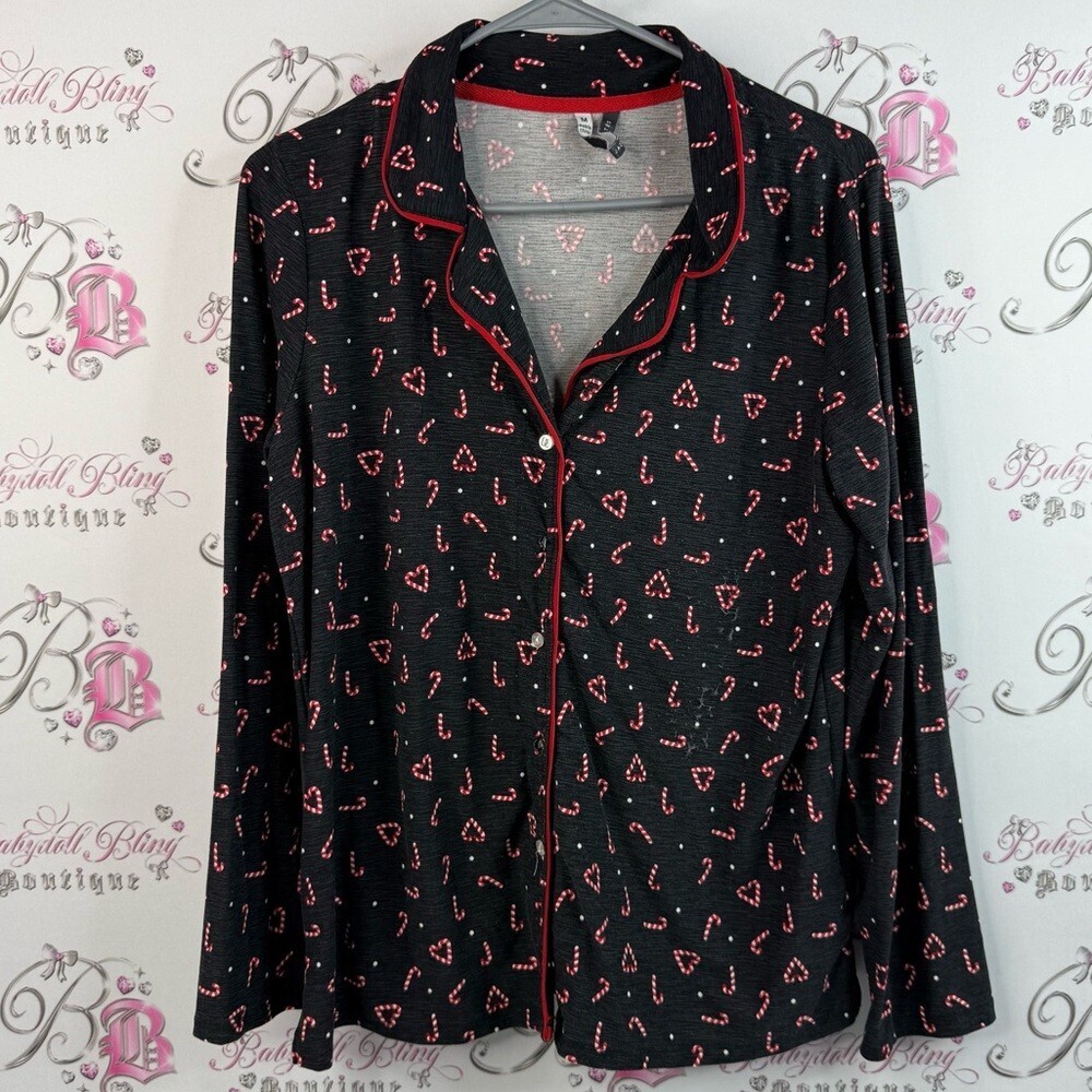 Jaclyn Intimates long sleeve Christmas theme Black Pajama Top with Red Hearts
